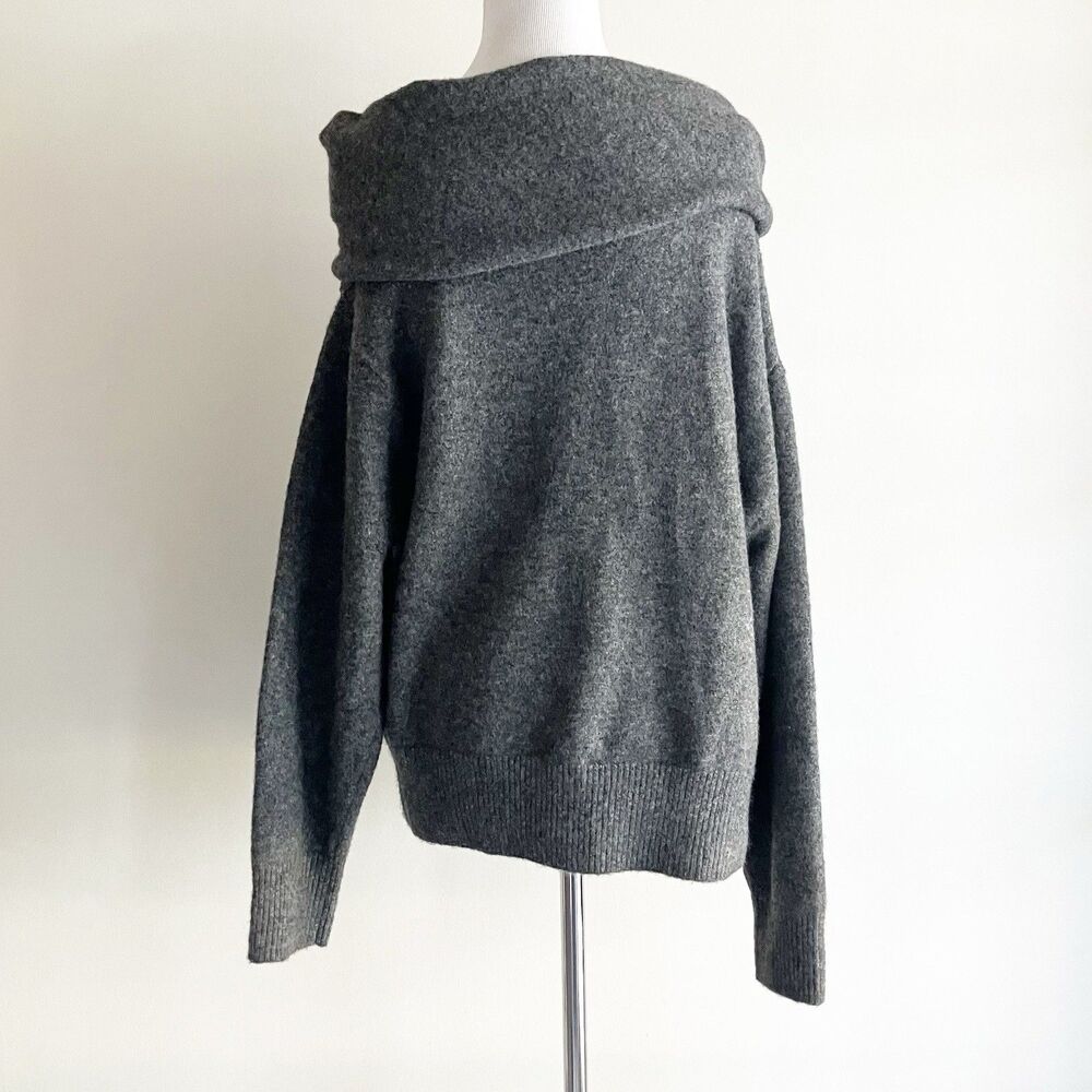 Zara Off Shoulder Sweater Sz Medium Charcoal Gray Metal Ring Quiet Luxury - Picture 5 of 8